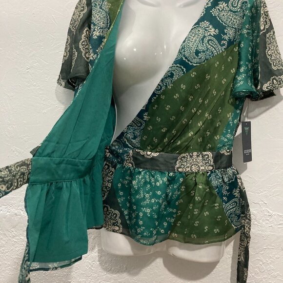 NWT Guess Blouse Short sleeve Ferra Top Sheer Bandana Print Green Side Tie M - Picture 7 of 13